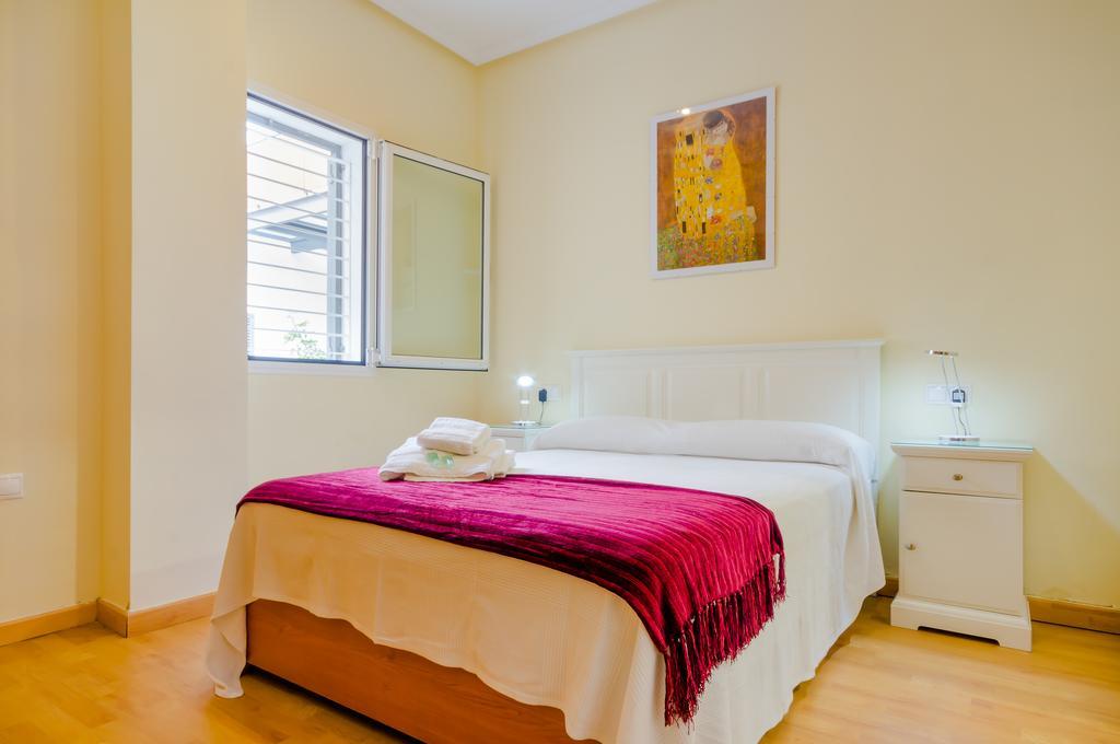 Apartamentos Ribera Del Puerto Ель-Пуерто-де-Санта-Марія Номер фото